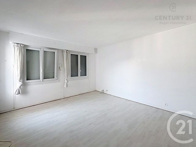 Appartement F1 &agrave; louer - 1 pi&egrave;ce - 30 m2 - Blonville Sur Mer - 14 - BASSE-NORMANDIE