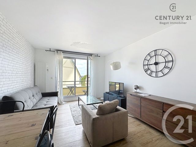 Appartement F3 &agrave; louer - 3 pi&egrave;ces - 55,67 m2 - Touques - 14 - BASSE-NORMANDIE