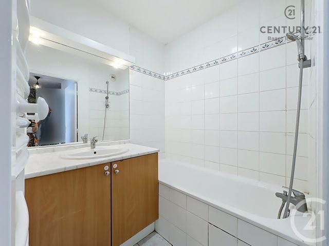 Appartement F3 &agrave; louer - 3 pi&egrave;ces - 55,67 m2 - Touques - 14 - BASSE-NORMANDIE