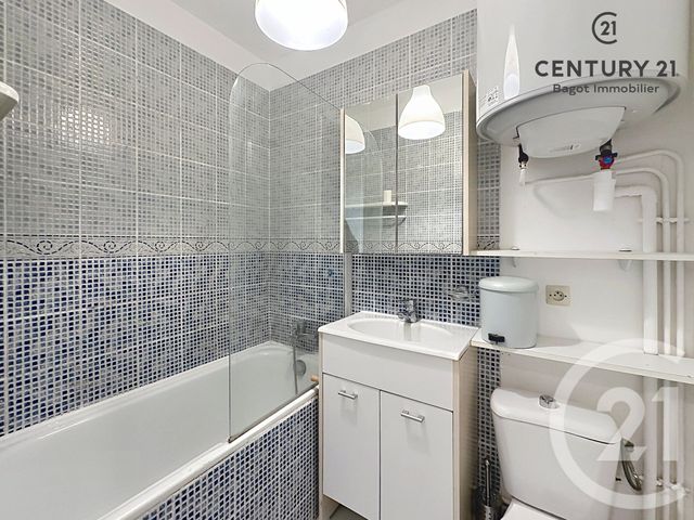 Appartement Studio &agrave; louer - 1 pi&egrave;ce - 19,20 m2 - Villers Sur Mer - 14 - BASSE-NORMANDIE