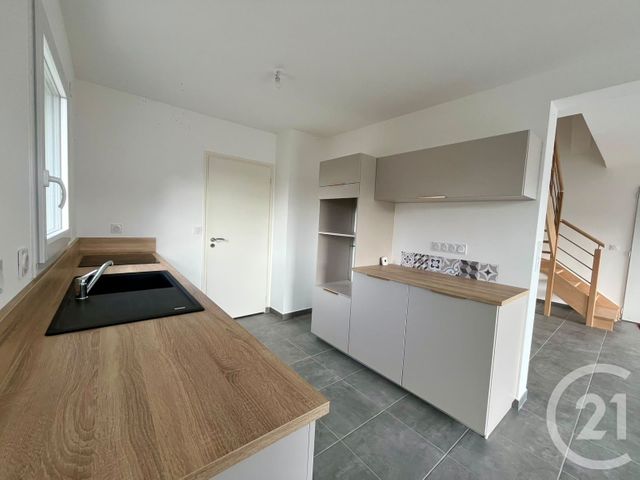 Maison &agrave; louer - 4 pi&egrave;ces - 85 m2 - St Pierre Quiberon - 56 - BRETAGNE