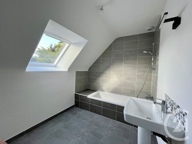 Maison &agrave; louer - 4 pi&egrave;ces - 85 m2 - St Pierre Quiberon - 56 - BRETAGNE