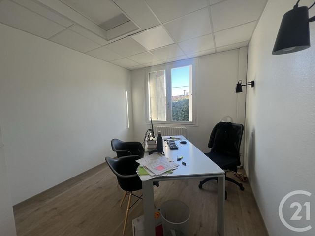 Bureaux à louer - 10.21 m2 - 09 - Ariege