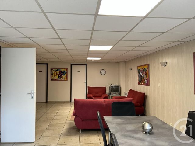 Appartement Local à louer - 1 pièce - 52 m2 - Foix - 09 - MIDI-PYRENEES