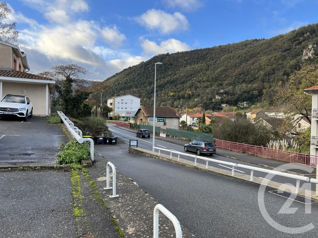 Appartement Local à louer - 1 pièce - 52 m2 - Foix - 09 - MIDI-PYRENEES