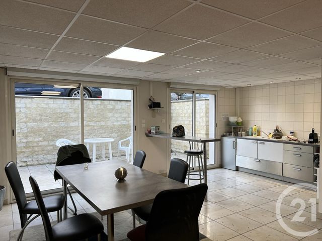 Appartement Local à louer - 1 pièce - 52 m2 - Foix - 09 - MIDI-PYRENEES