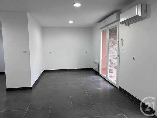 Appartement Local à louer - 2 pièces - 76 m2 - Foix - 09 - MIDI-PYRENEES