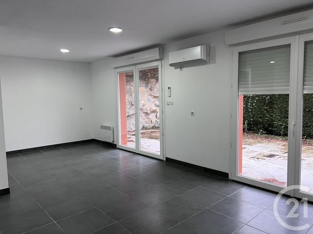 Appartement Local à louer - 2 pièces - 76 m2 - Foix - 09 - MIDI-PYRENEES