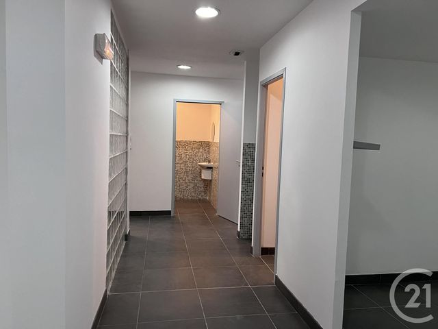 Appartement Local à louer - 2 pièces - 76 m2 - Foix - 09 - MIDI-PYRENEES