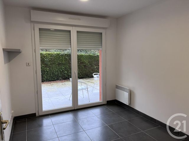 Appartement Local à louer - 2 pièces - 76 m2 - Foix - 09 - MIDI-PYRENEES