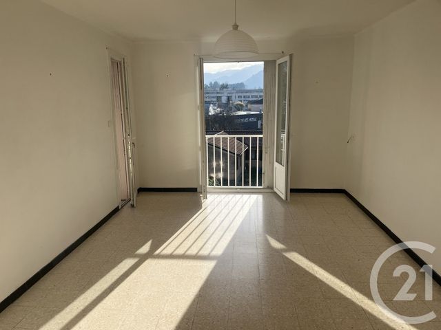 Appartement T3 à vendre - 3 pièces - 74,71 m2 - Foix - 09 - MIDI-PYRENEES