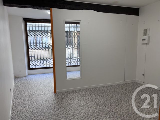 Appartement Local &agrave; louer - 2 pi&egrave;ces - 27,09 m2 - Foix - 09 - MIDI-PYRENEES