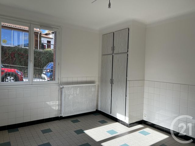 Appartement F5 à louer - 5 pièces - 125 m2 - Foix - 09 - MIDI-PYRENEES