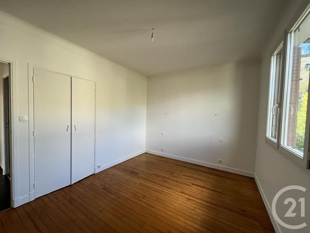 Appartement F5 à louer - 5 pièces - 125 m2 - Foix - 09 - MIDI-PYRENEES