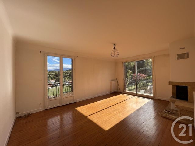 Appartement F5 à louer - 5 pièces - 125 m2 - Foix - 09 - MIDI-PYRENEES