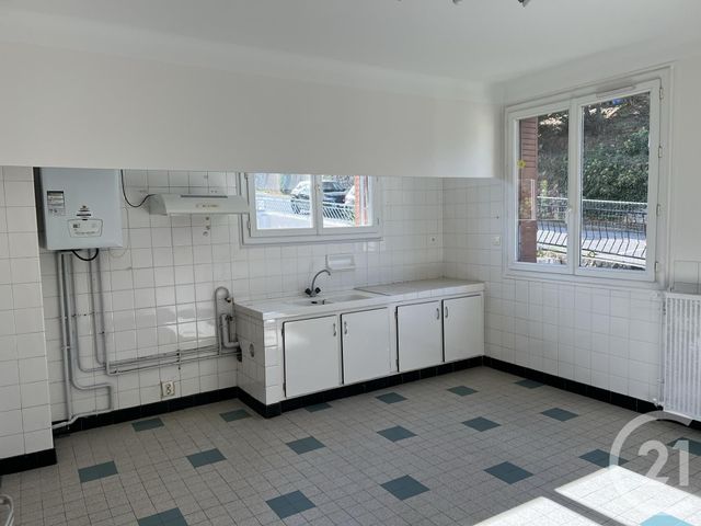 Appartement F5 à louer - 5 pièces - 125 m2 - Foix - 09 - MIDI-PYRENEES