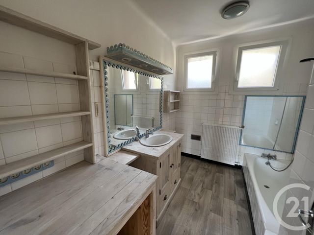 Appartement F5 à louer - 5 pièces - 125 m2 - Foix - 09 - MIDI-PYRENEES