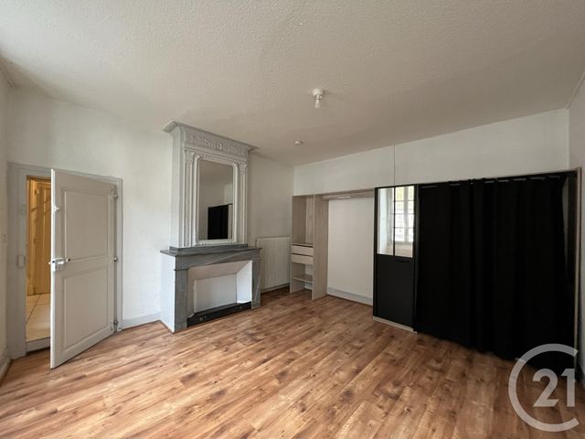 Appartement T3 à louer - 3 pièces - 72 m2 - Foix - 09 - MIDI-PYRENEES