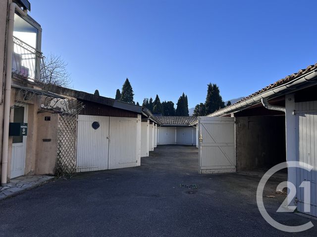 Parking à louer - 12 m2 - Foix - 09 - MIDI-PYRENEES
