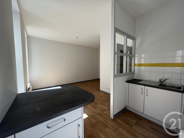 Appartement T1 à louer - 1 pièce - 29 m2 - Foix - 09 - MIDI-PYRENEES