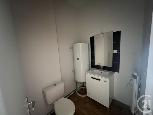 Appartement T1 à louer - 1 pièce - 29 m2 - Foix - 09 - MIDI-PYRENEES