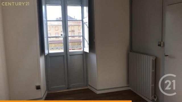 Appartement F4 &agrave; louer - 4 pi&egrave;ces - 84,47 m2 - Foix - 09 - MIDI-PYRENEES