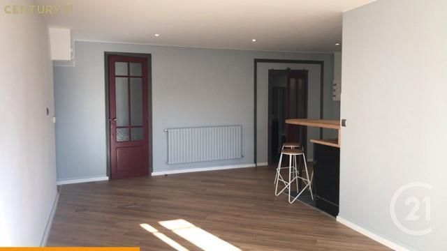 Appartement F4 &agrave; louer - 4 pi&egrave;ces - 84,47 m2 - Foix - 09 - MIDI-PYRENEES