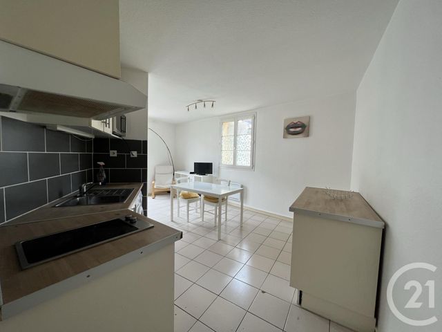 Appartement F2 &agrave; louer - 2 pi&egrave;ces - 37 m2 - Foix - 09 - MIDI-PYRENEES