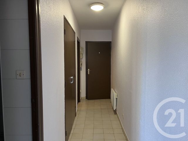 Appartement T2 &agrave; louer - 2 pi&egrave;ces - 37,13 m2 - Foix - 09 - MIDI-PYRENEES