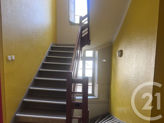 Appartement F2 bis &agrave; louer - 2 pi&egrave;ces - 50 m2 - Foix - 09 - MIDI-PYRENEES