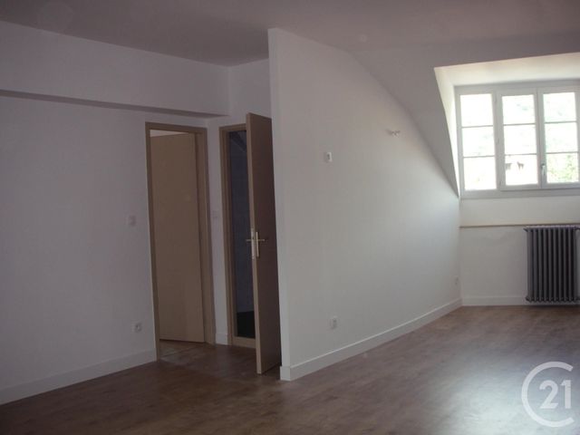 Appartement F2 bis &agrave; louer - 2 pi&egrave;ces - 50 m2 - Foix - 09 - MIDI-PYRENEES