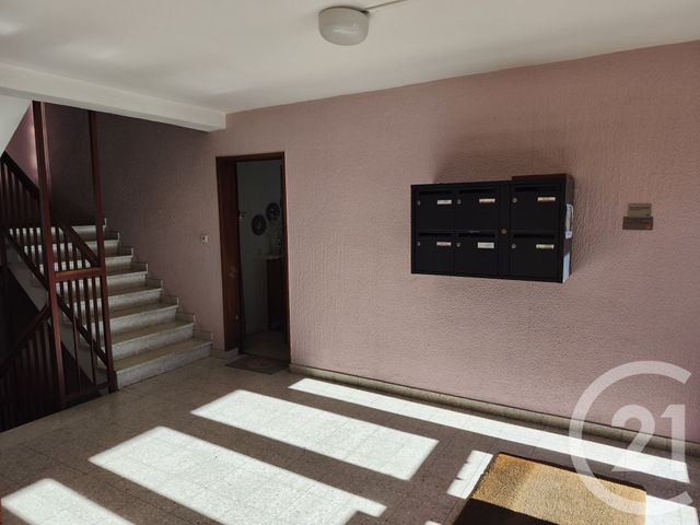 Appartement T3 &agrave; vendre - 3 pi&egrave;ces - 76,62 m2 - Foix - 09 - MIDI-PYRENEES