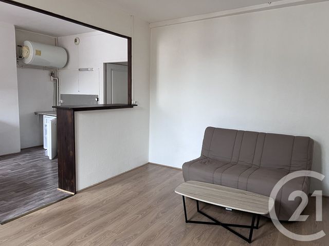 Appartement Duplex &agrave; louer - 2 pi&egrave;ces - 46 m2 - Foix - 09 - MIDI-PYRENEES