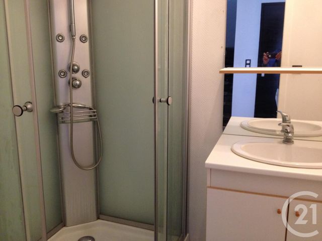 Appartement Duplex &agrave; louer - 2 pi&egrave;ces - 46 m2 - Foix - 09 - MIDI-PYRENEES