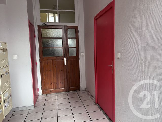 Appartement F2 &agrave; louer - 2 pi&egrave;ces - 35 m2 - Foix - 09 - MIDI-PYRENEES