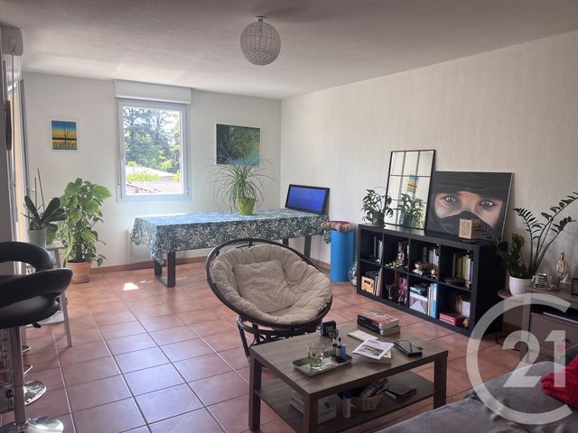 Appartement T2 &agrave; louer - 3 pi&egrave;ces - 58 m2 - Foix - 09 - MIDI-PYRENEES
