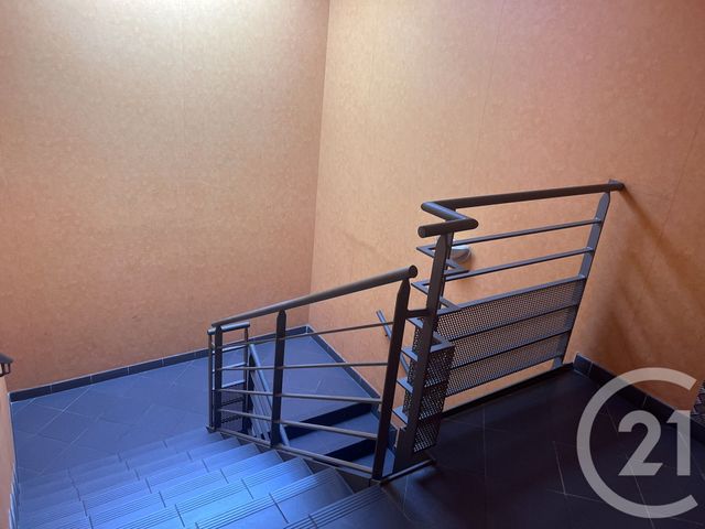 Appartement T2 &agrave; louer - 3 pi&egrave;ces - 58 m2 - Foix - 09 - MIDI-PYRENEES