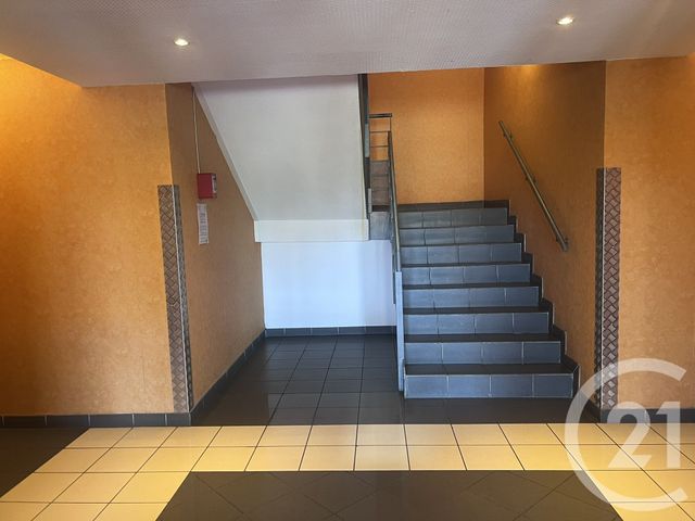 Appartement T2 &agrave; louer - 3 pi&egrave;ces - 58 m2 - Foix - 09 - MIDI-PYRENEES