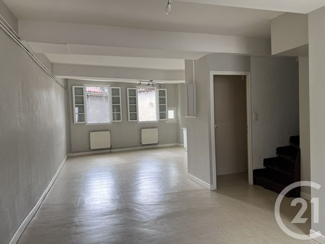Appartement F3 &agrave; louer - 3 pi&egrave;ces - 73 m2 - Foix - 09 - MIDI-PYRENEES