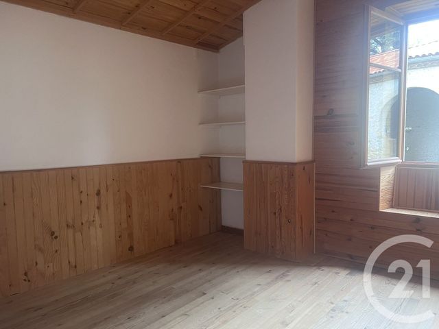 Maison &agrave; louer - 3 pi&egrave;ces - 109 m2 - Foix - 09 - MIDI-PYRENEES