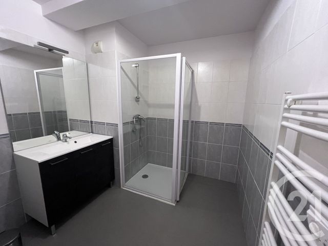 Appartement F3 &agrave; louer - 3 pi&egrave;ces - 75 m2 - Foix - 09 - MIDI-PYRENEES