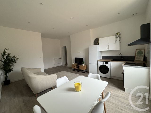 Appartement F3 &agrave; louer - 3 pi&egrave;ces - 52,61 m2 - Montgaillard - 09 - MIDI-PYRENEES