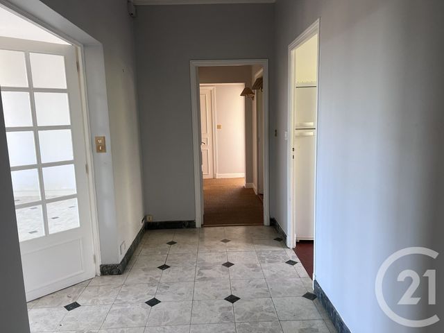 Appartement F4 &agrave; louer - 4 pi&egrave;ces - 110 m2 - Foix - 09 - MIDI-PYRENEES