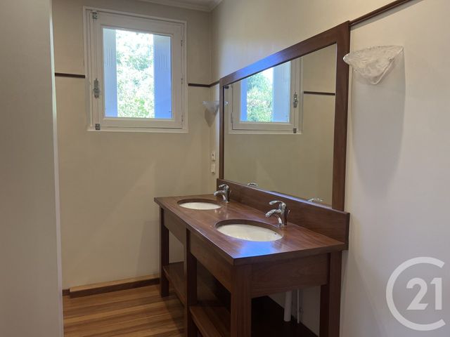 Appartement F4 &agrave; louer - 4 pi&egrave;ces - 110 m2 - Foix - 09 - MIDI-PYRENEES