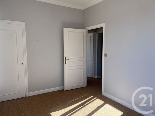 Appartement F4 &agrave; louer - 4 pi&egrave;ces - 110 m2 - Foix - 09 - MIDI-PYRENEES