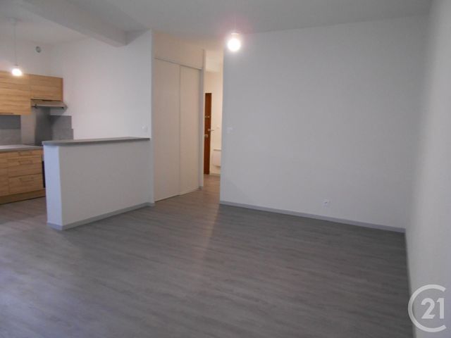 Appartement T3 &agrave; louer - 3 pi&egrave;ces - 67,85 m2 - Foix - 09 - MIDI-PYRENEES
