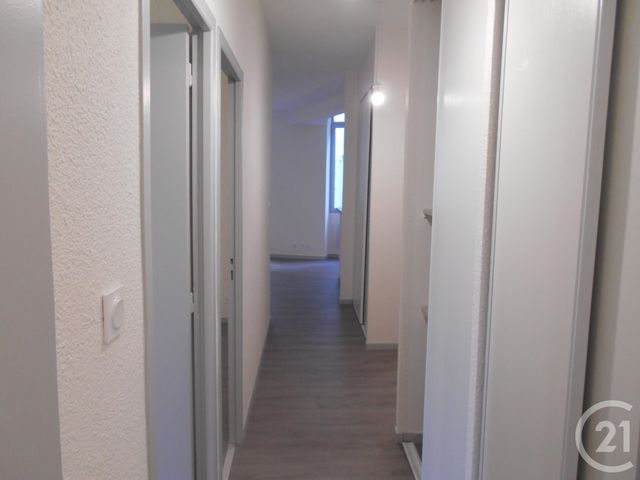 Appartement T3 &agrave; louer - 3 pi&egrave;ces - 67,85 m2 - Foix - 09 - MIDI-PYRENEES