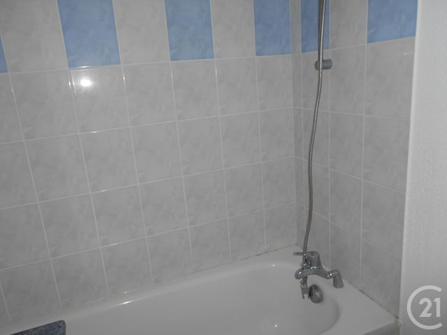 Appartement F2 &agrave; louer - 2 pi&egrave;ces - 42 m2 - Foix - 09 - MIDI-PYRENEES