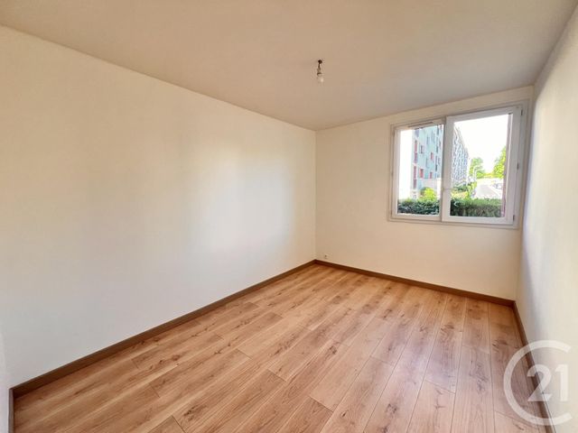 Appartement F5 à vendre - 5 pièces - 82,20 m2 - Joue Les Tours - 37 - CENTRE
