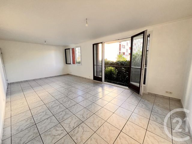 Appartement F5 à vendre - 5 pièces - 82,20 m2 - Joue Les Tours - 37 - CENTRE